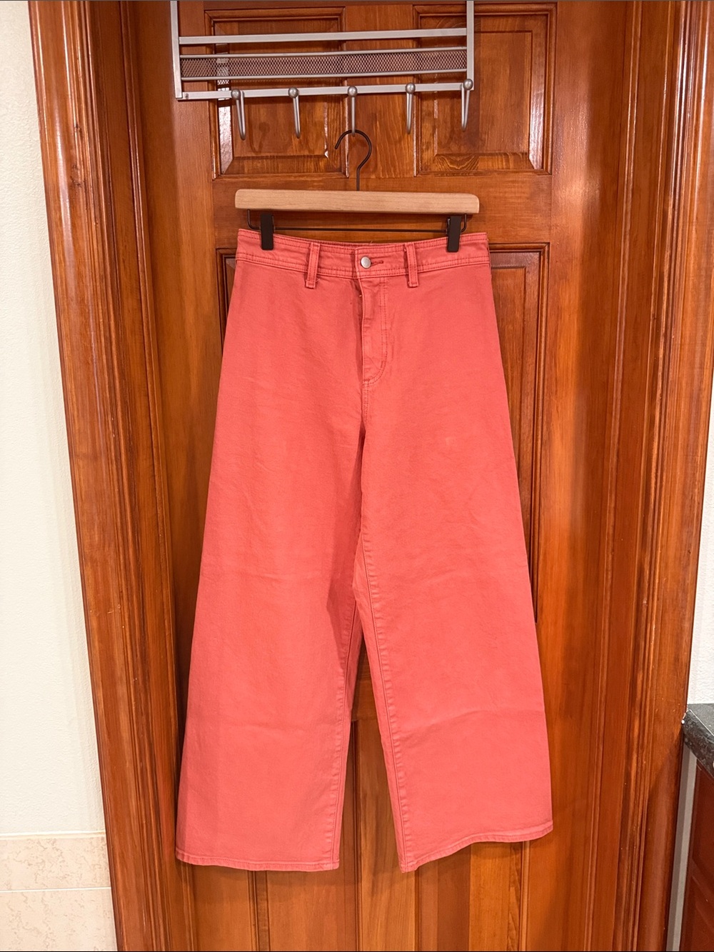 Universal Thread Coral Pink Wide-Leg Jeans
